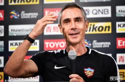 贝博官方网站关于今晚亚冠传出新动向；菲尼克斯太阳更衣室发声；管理层表态——气氛紧张；更衣室氛围转暖的信息